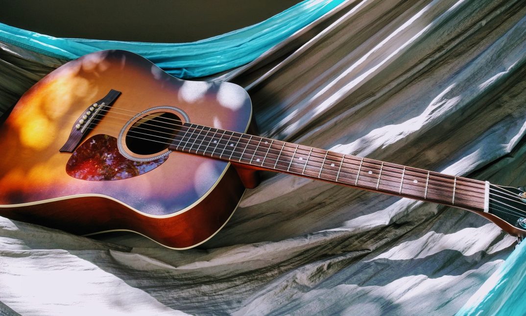 The Ultimate Guide to Acoustic Guitar Playing